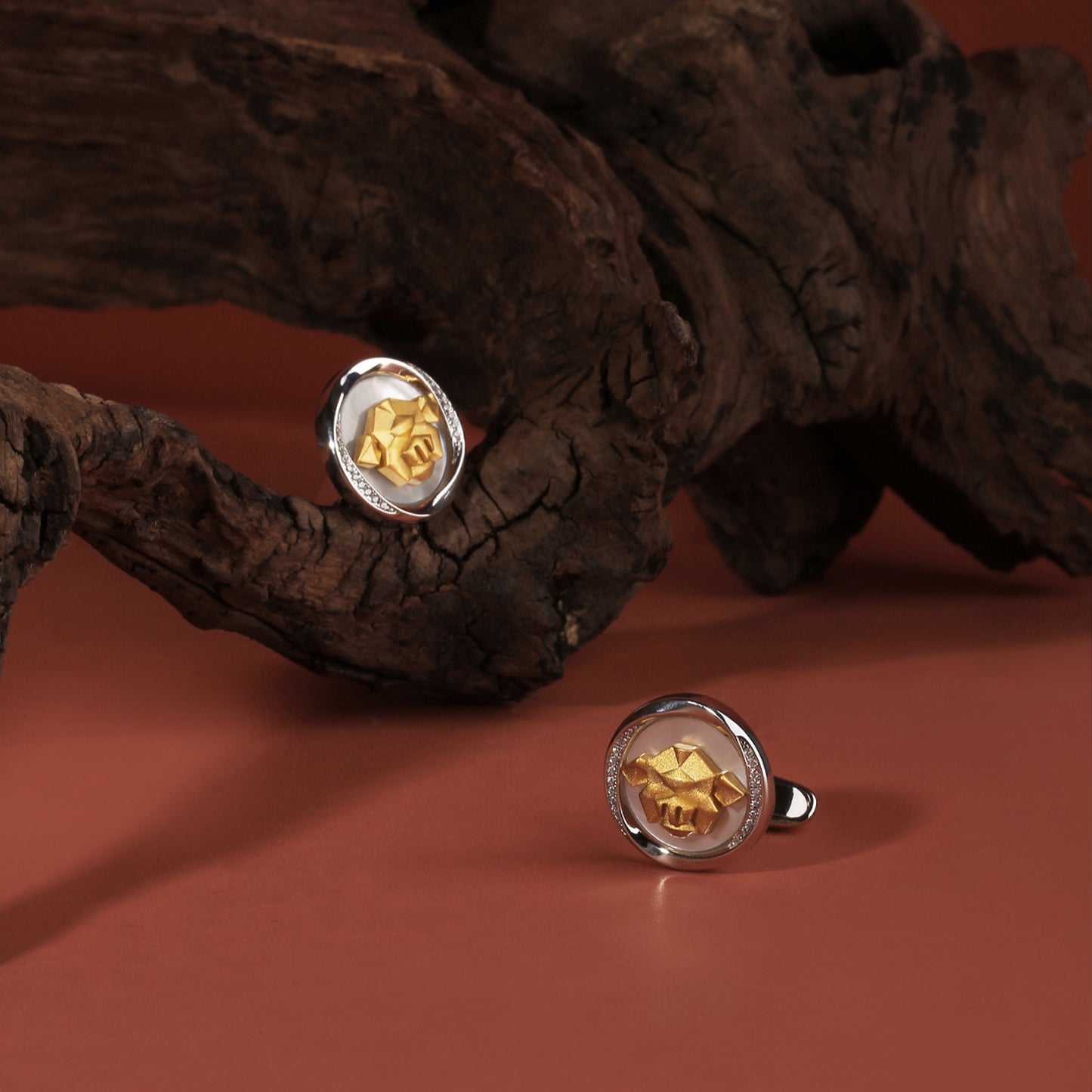 Mobius Series Zodiac Pig Cufflinks MM2411S